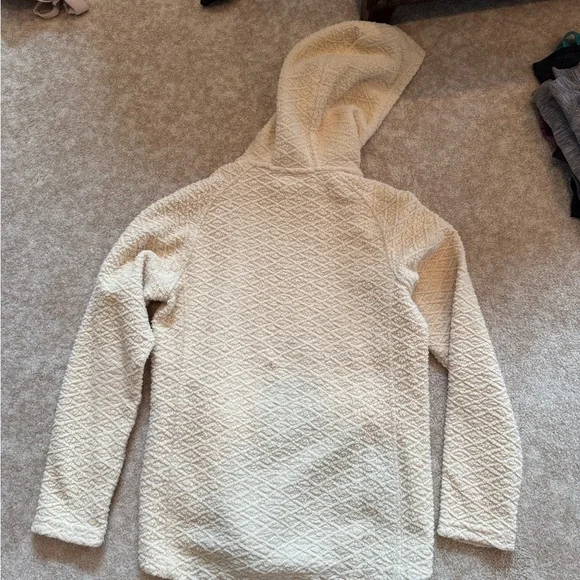 Cream Patagonia hooded sweater - Picture 2 of 3